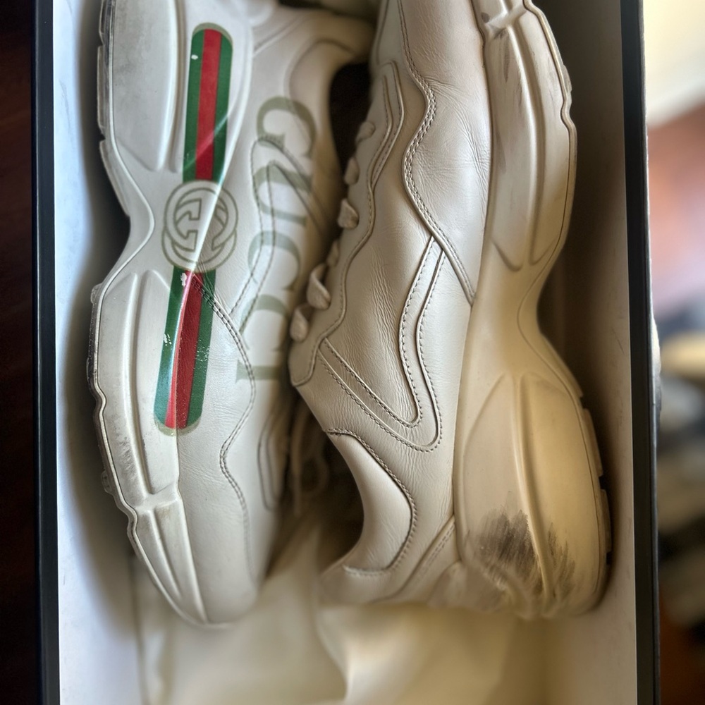 Gucci Men's White Sneakers with Green and Red Accents